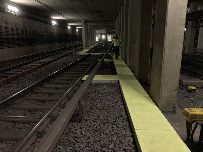 cable trough lid rail